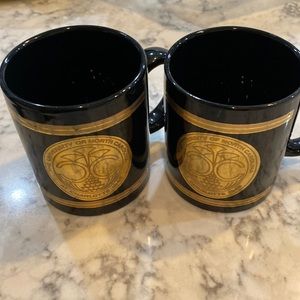 UNC mugs